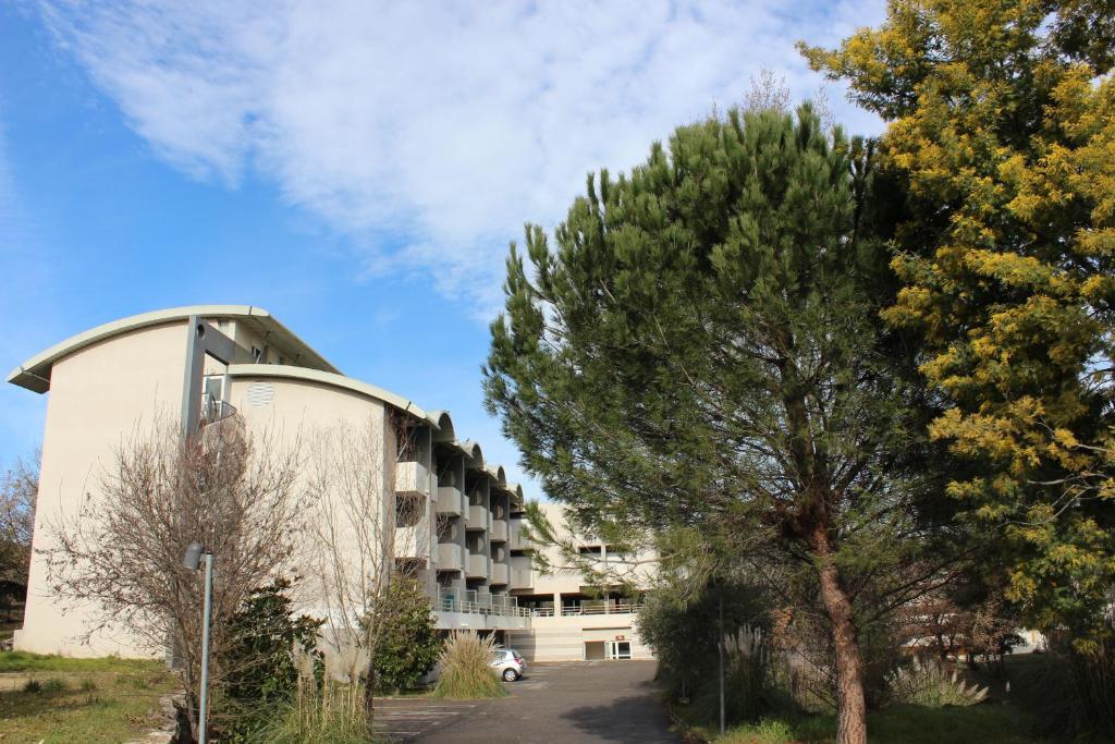 Gsa Residence Saint Exupery 瓦尔邦讷 外观 照片